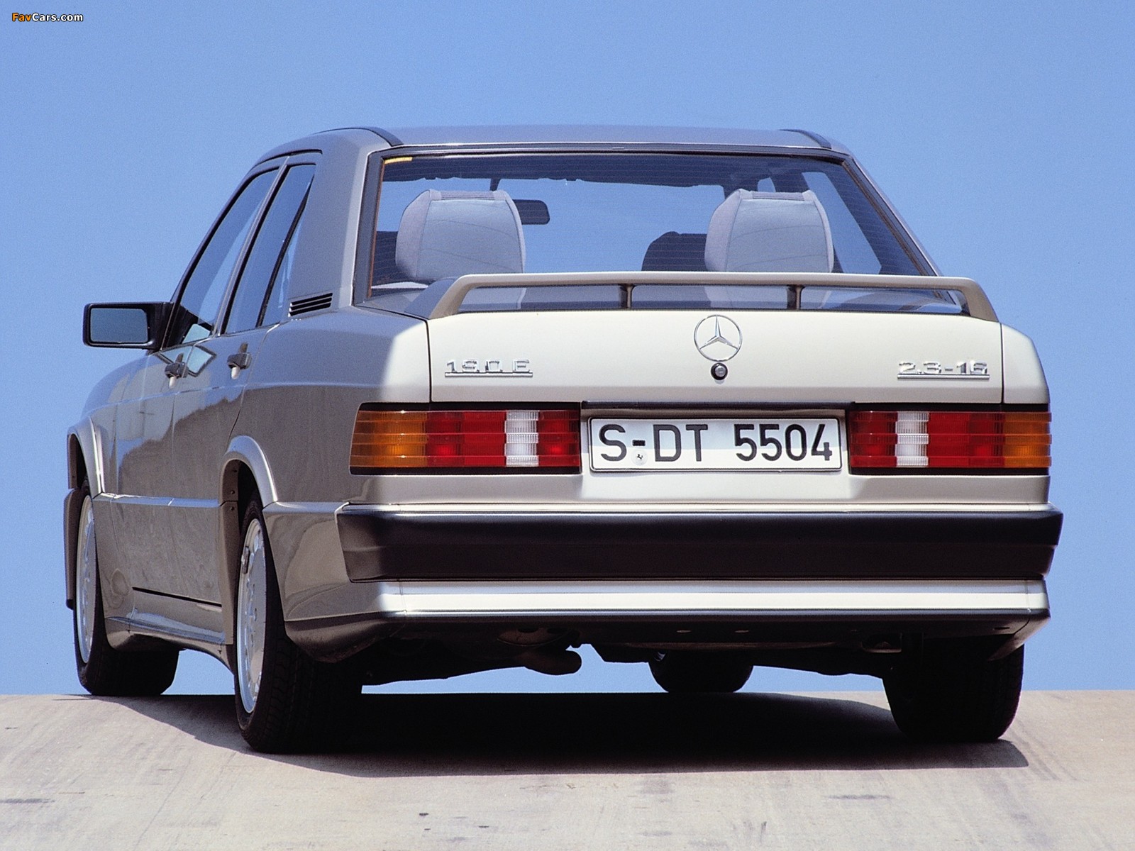Mercedes-Benz 190 E 2.3-16 (W201) 1984–88 pictures (1600 x 1200)