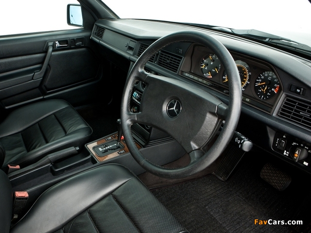 Mercedes-Benz 190 E 2.5-16 UK-spec (W201) 1988–93 images (640 x 480)