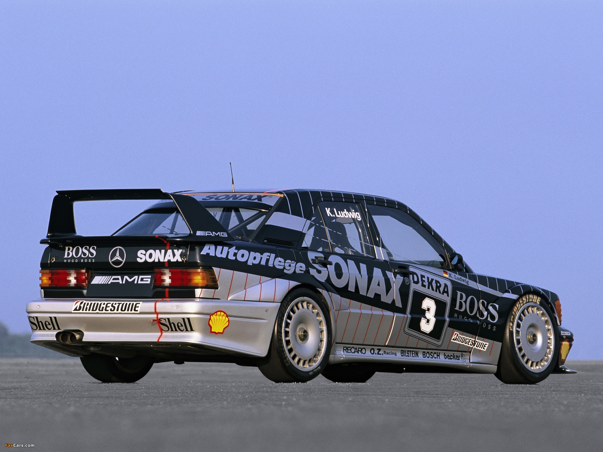 Mercedes-Benz 190 E 2.5-16 Evolution II DTM (W201) 1991–93 images (2048 x 1536)