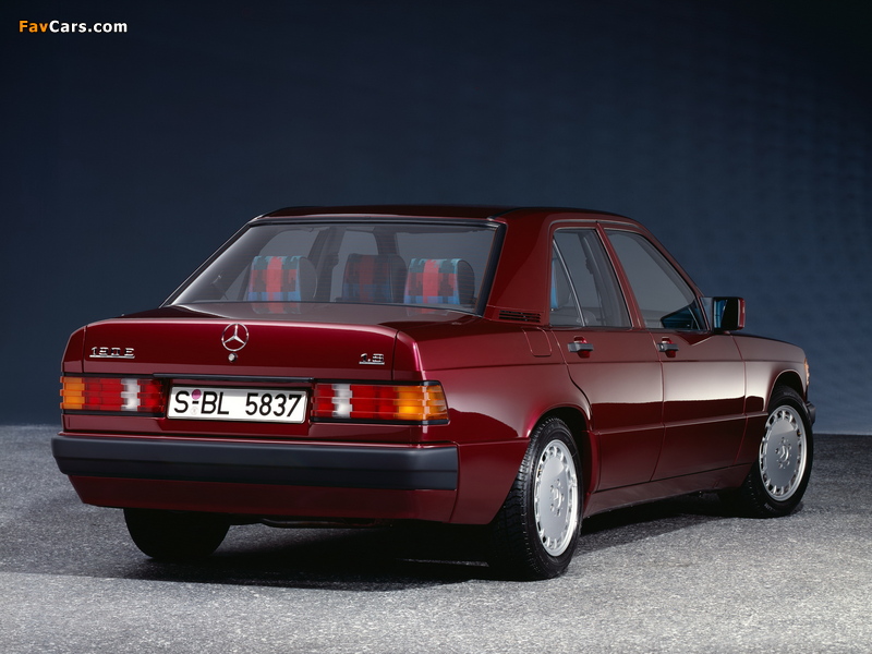 Mercedes-Benz 190 E 1.8 Avantgarde Rosso (W201) 1992 pictures (800 x 600)
