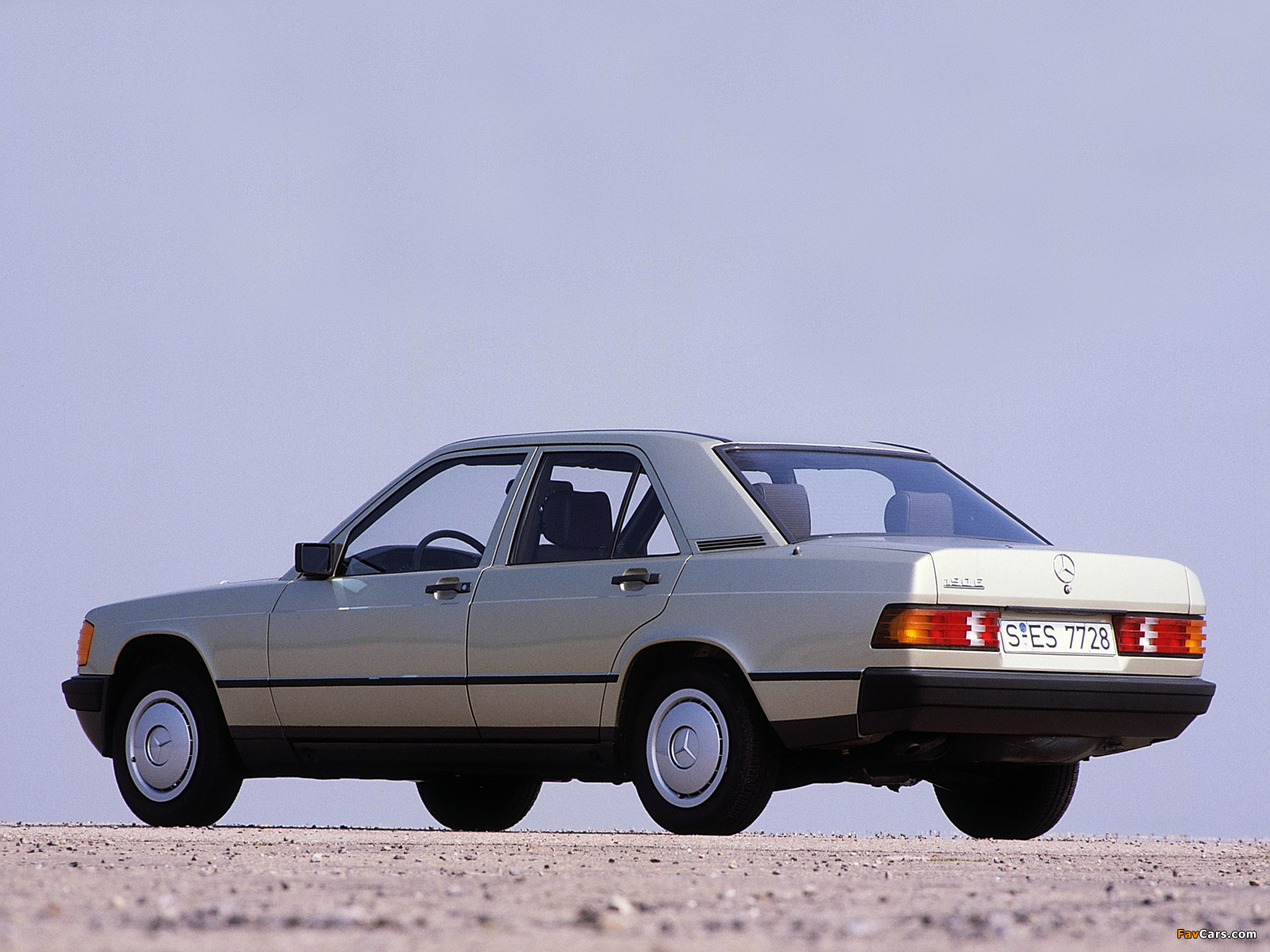 Photos of Mercedes-Benz 190 E (W201) 1982–88 (1600 x 1200)