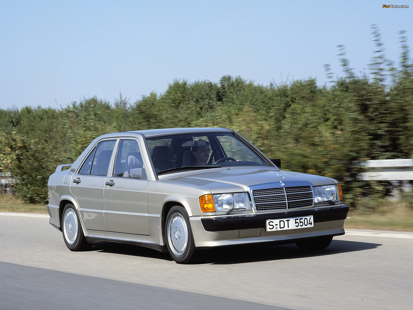 Pictures of Mercedes-Benz 190 E 2.3-16 (W201) 1984–88 (1600 x 1200)