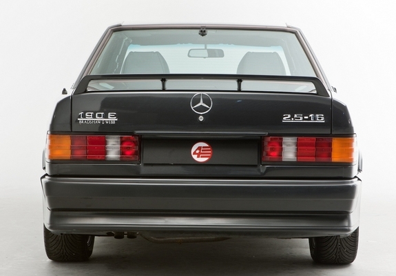Pictures of Mercedes-Benz 190 E 2.5-16 UK-spec (W201) 1988–93