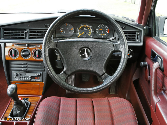 Mercedes-Benz 190 E UK-spec (W201) 1988–93 wallpapers (640 x 480)