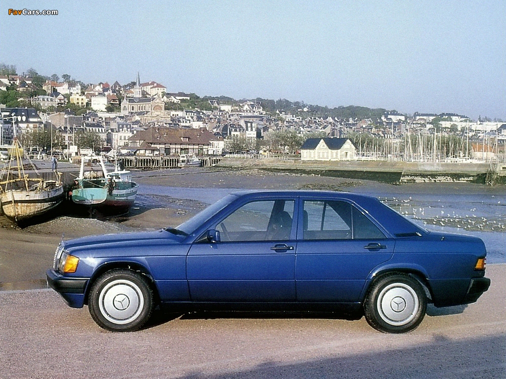 Mercedes-Benz 190 E 2.0 Azzurro (W201) 1992 wallpapers (1024 x 768)