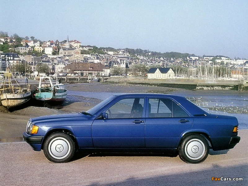 Mercedes-Benz 190 E 2.0 Azzurro (W201) 1992 wallpapers (800 x 600)