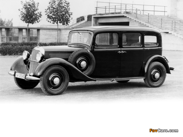 Mercedes-Benz 260D Pullman Limousine (W138) 1936–40 pictures (640 x 480)