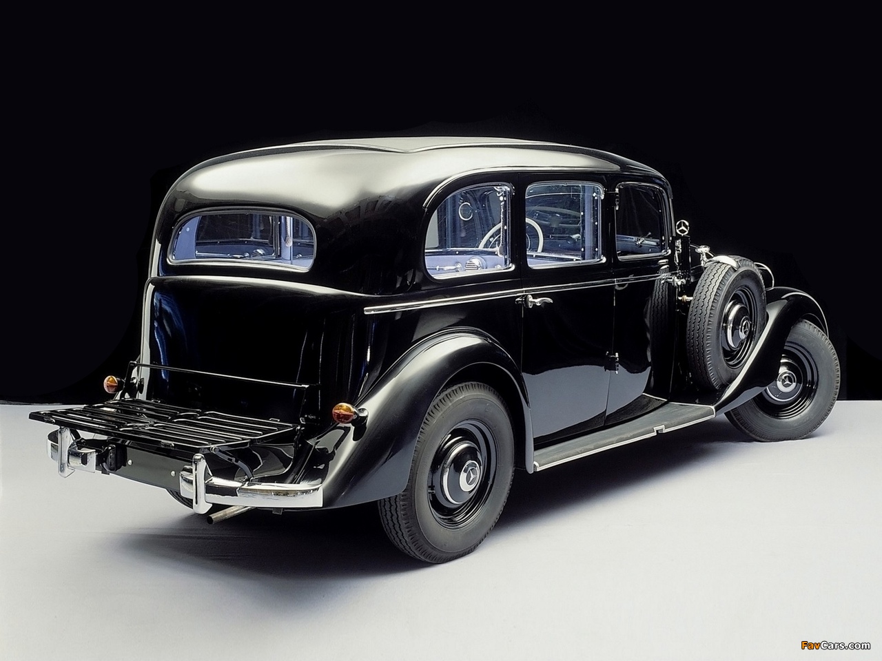 Photos of Mercedes-Benz 260D Pullman Limousine (W138) 1936–40 (1280 x 960)