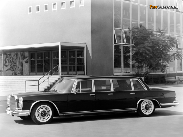 Mercedes-Benz 600 6-door Pullman Limousine (W100) 1964–81 photos (640 x 480)