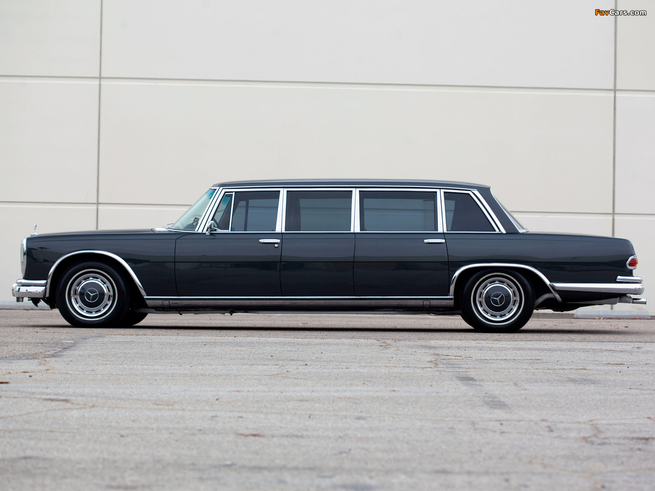 Mercedes-Benz 600 4-door Pullman Limousine (W100) 1964–81 pictures (1280 x 960)