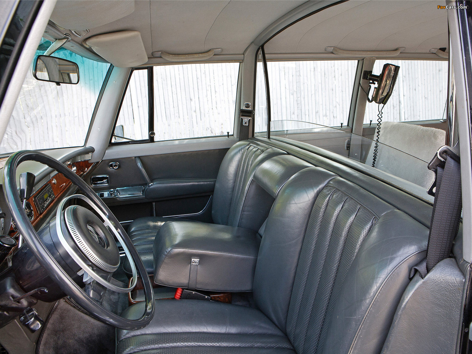 Mercedes-Benz 600 6-door Pullman Limousine (W100) 1964–81 wallpapers (1600 x 1200)
