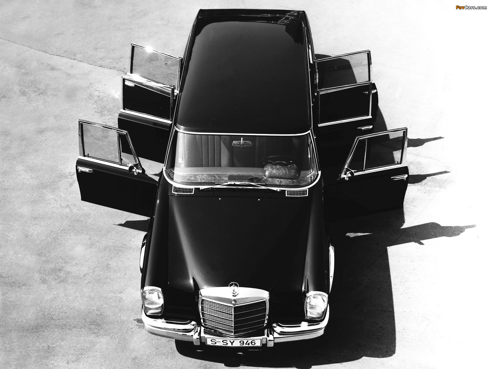 Mercedes-Benz 600 6-door Pullman Limousine (W100) 1964–81 wallpapers (1600 x 1200)