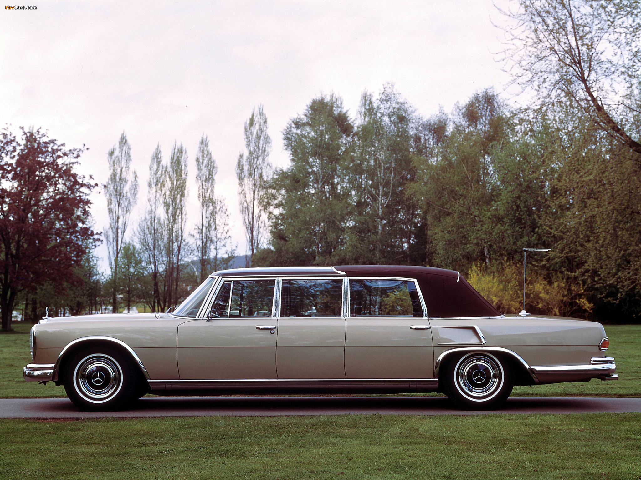 Mercedes-Benz 600 Pullman Landaulet (W100) 1965–80 images (2048 x 1536)