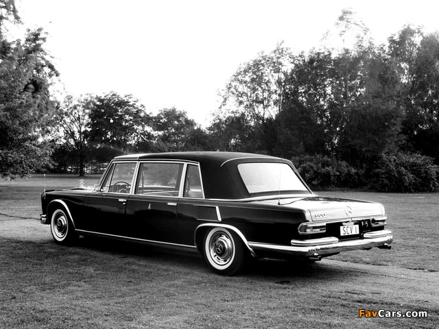 Mercedes-Benz 600 Pullman Landaulet Popemobile (W100) 1965 wallpapers (640 x 480)