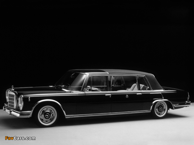 Mercedes-Benz 600 Pullman Landaulet Popemobile (W100) 1965 wallpapers (640 x 480)