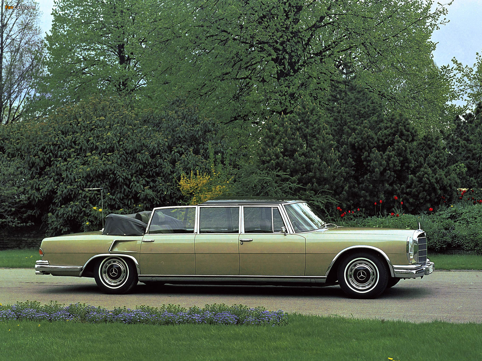 Mercedes-Benz 600 Pullman Landaulet (W100) 1965–80 images (1600 x 1200)