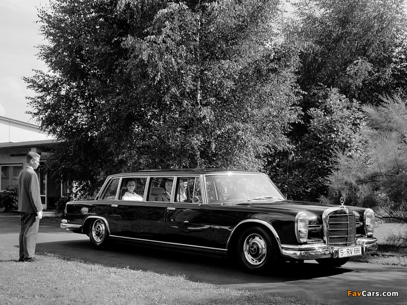 Pictures of Mercedes-Benz 600 4-door Pullman Limousine (W100) 1964–81 (800 x 600)