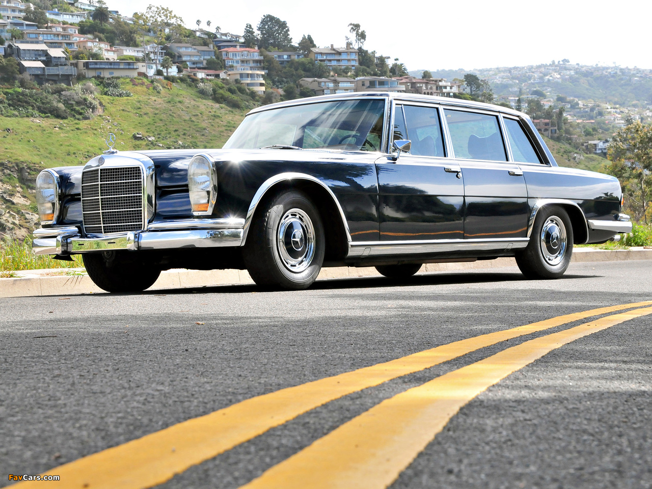 Pictures of Mercedes-Benz 600 4-door Pullman Limousine (W100) 1964–81 (1280 x 960)