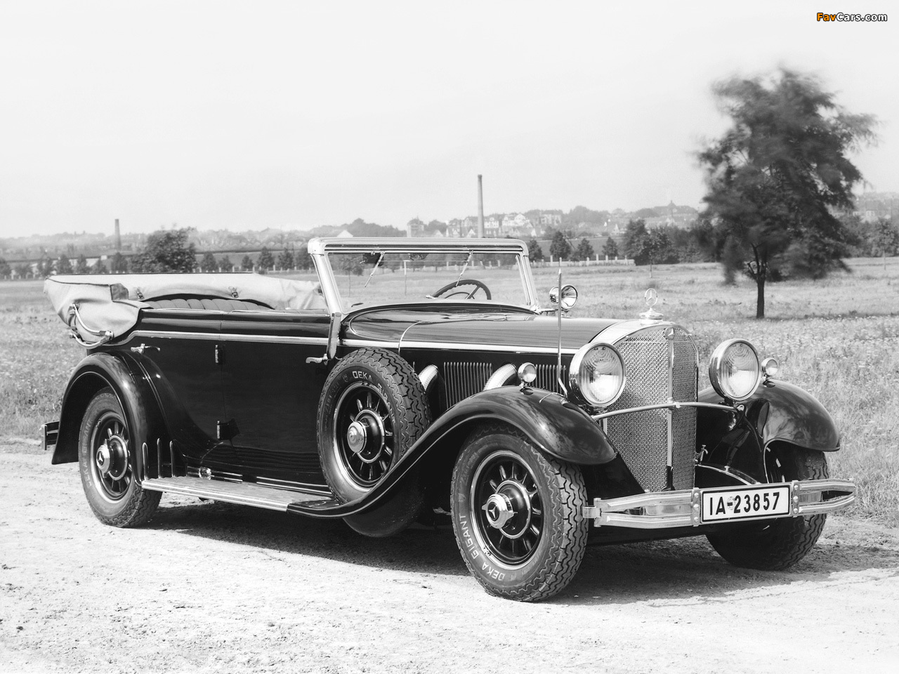 Mercedes-Benz 770 Grand Mercedes Cabriolet F (W07) 1930–38 wallpapers (1280 x 960)