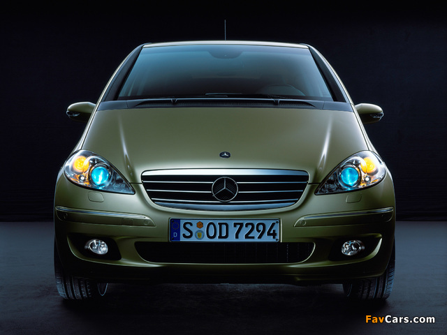 Images of Mercedes-Benz A 200 3-door (W169) 2004–08 (640 x 480)