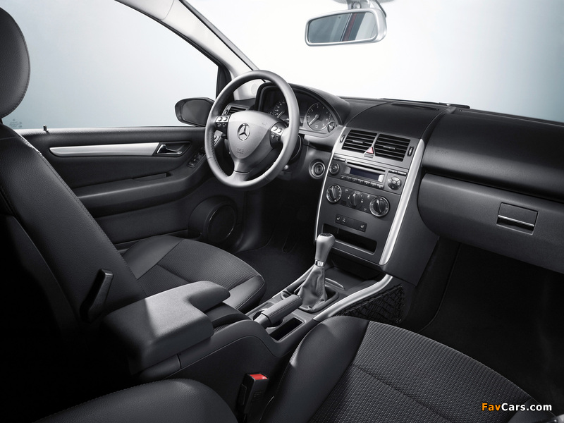 Images of Mercedes-Benz A-Klasse Edition 10 (W169) 2007 (800 x 600)