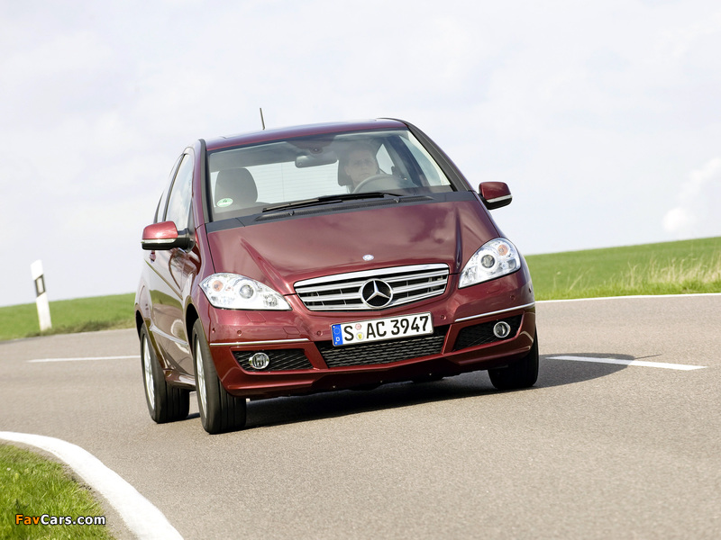 Images of Mercedes-Benz A 200 CDI 3-door (W169) 2008–12 (800 x 600)