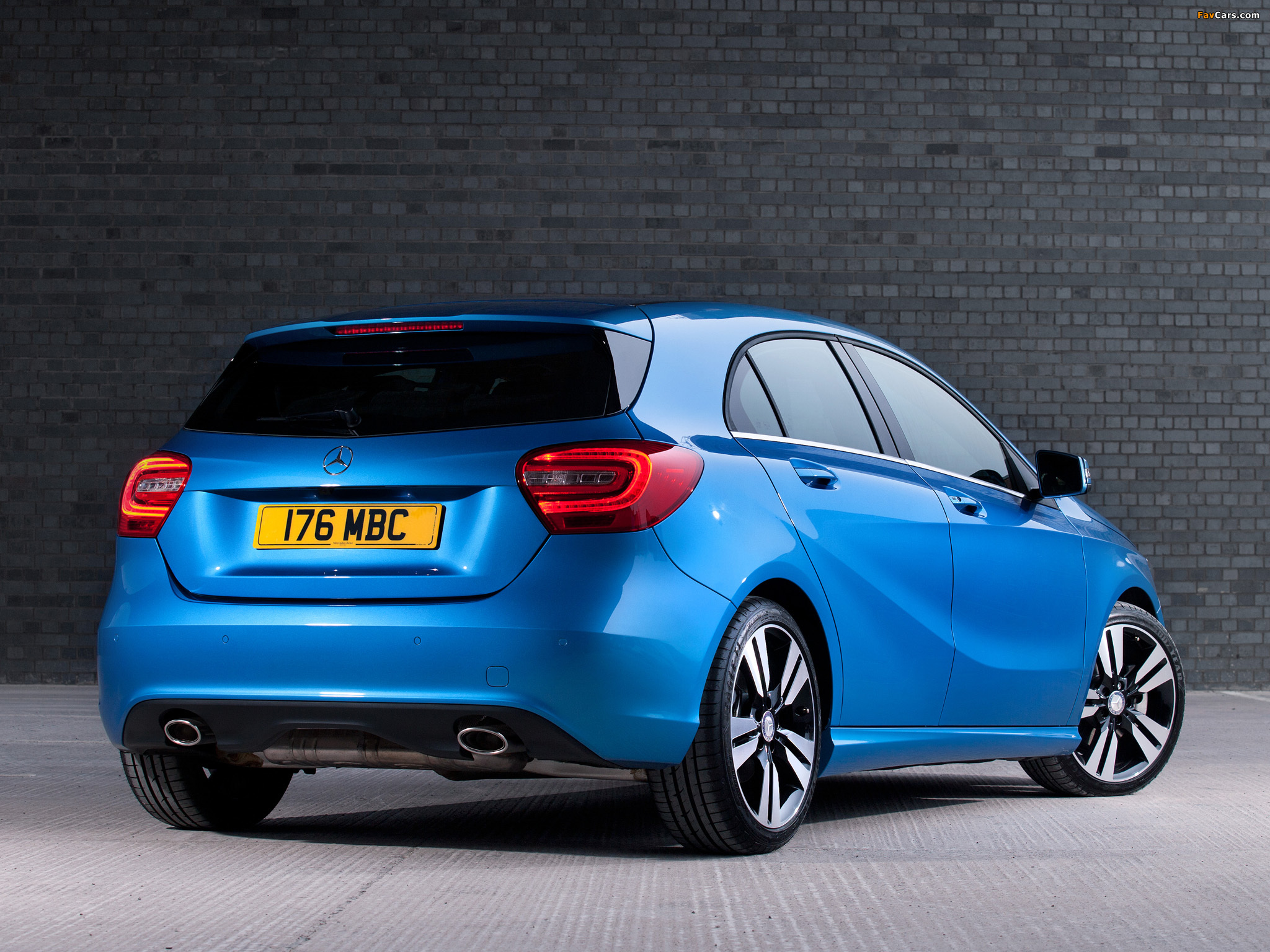 Images of Mercedes-Benz A 200 CDI Urban Package UK-spec (W176) 2012 (2048 x 1536)