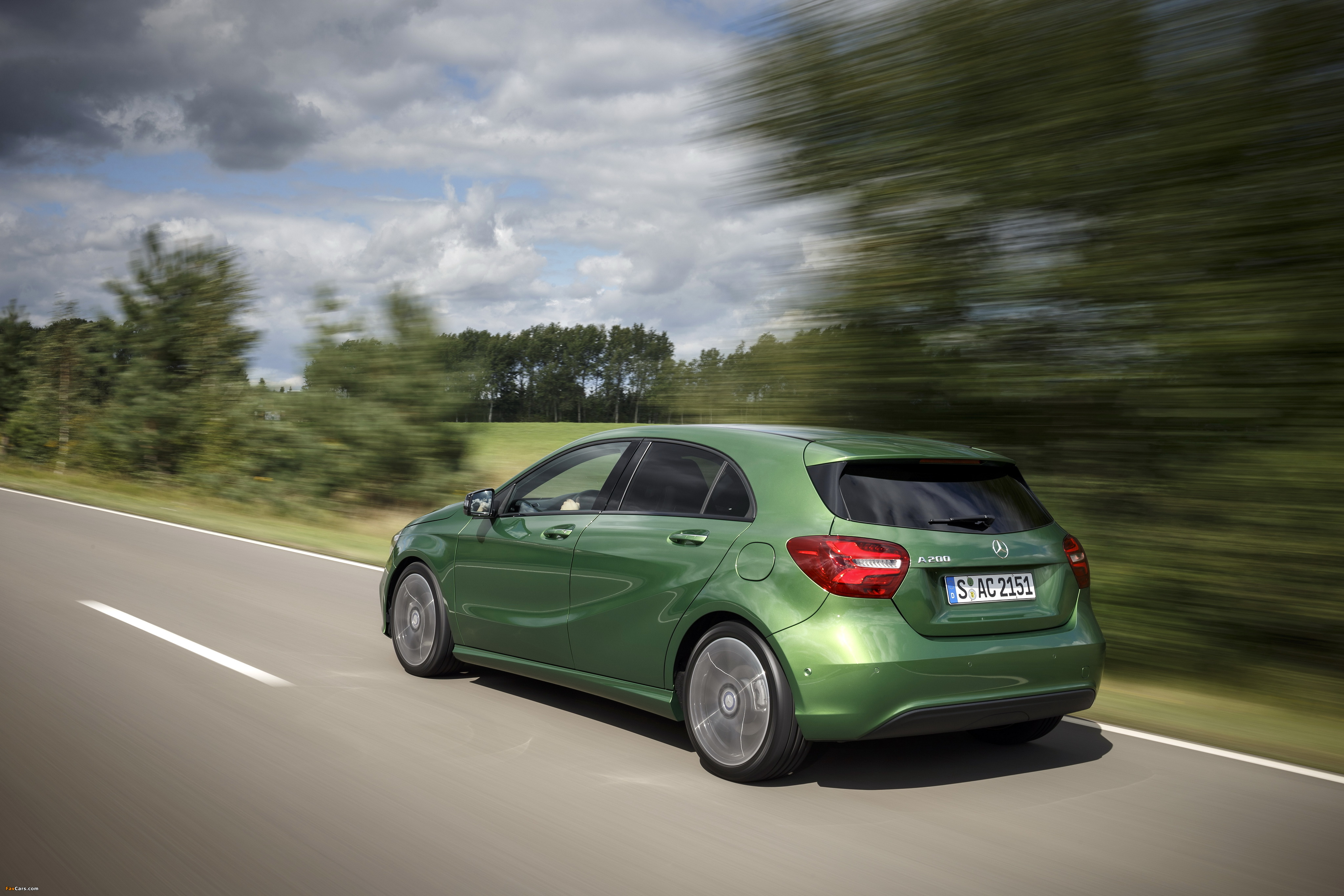 Images of Mercedes-Benz A 200 Style (W176) 2015 (4096 x 2731)