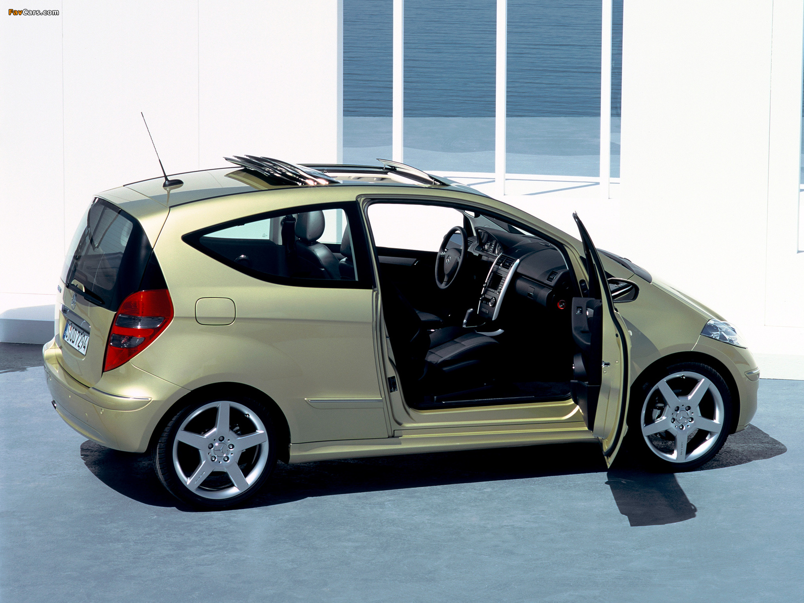 Mercedes-Benz A 200 3-door (W169) 2004–08 pictures (1600 x 1200)