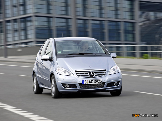 Mercedes-Benz A 160 CDI 5-door (W169) 2008–12 pictures (640 x 480)