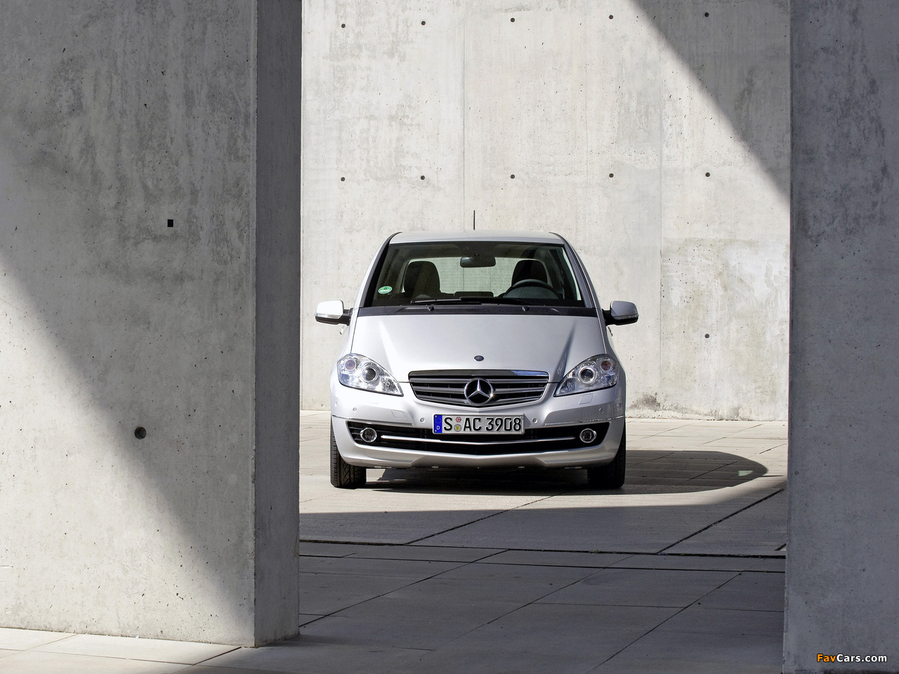 Mercedes-Benz A 170 5-door (W169) 2008 pictures (1280 x 960)
