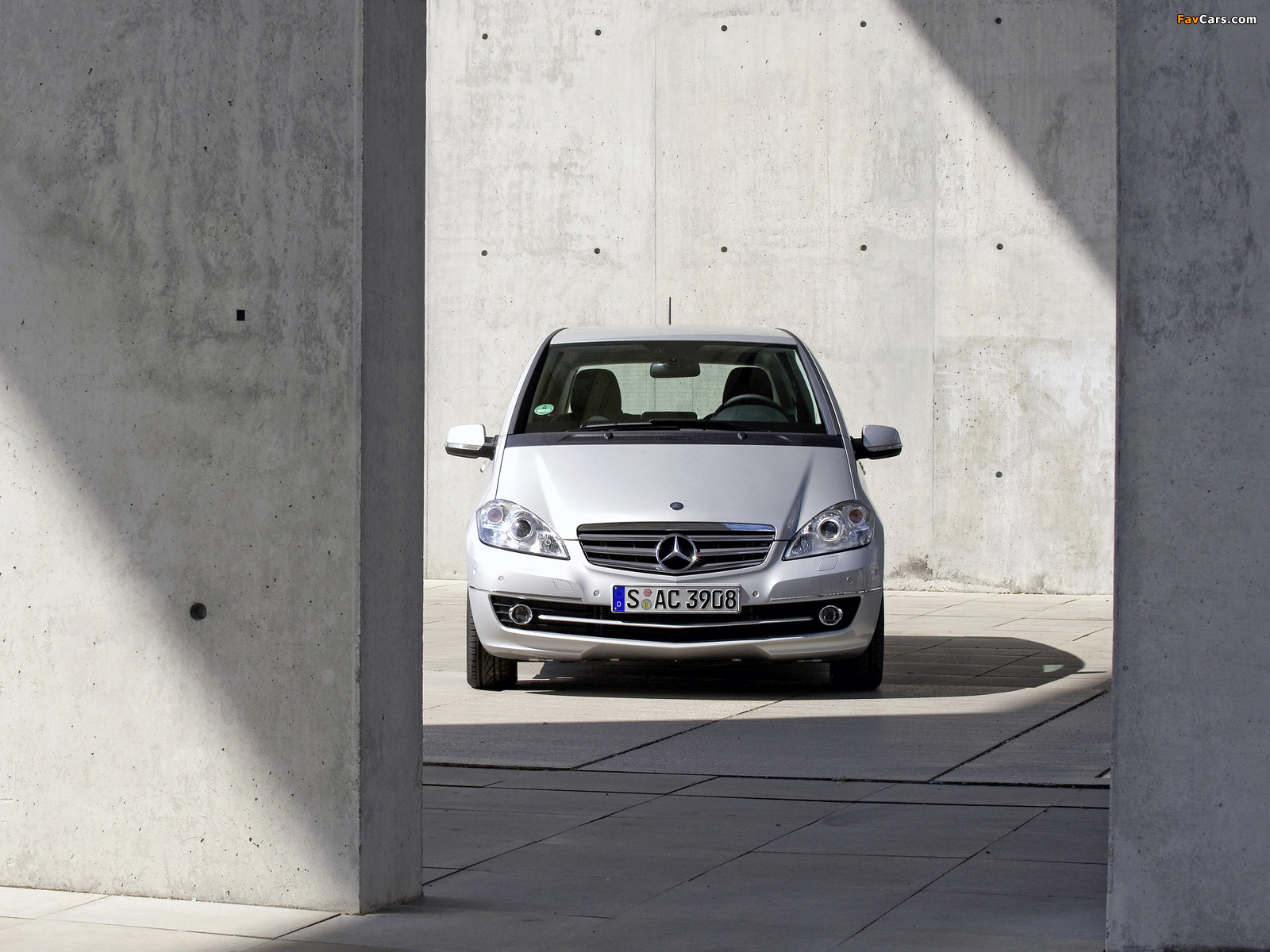 Mercedes-Benz A 170 5-door (W169) 2008 pictures (1600 x 1200)