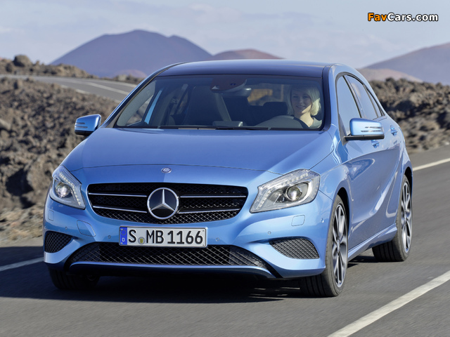 Mercedes-Benz A 180 CDI Urban Package (W176) 2012 images (640 x 480)