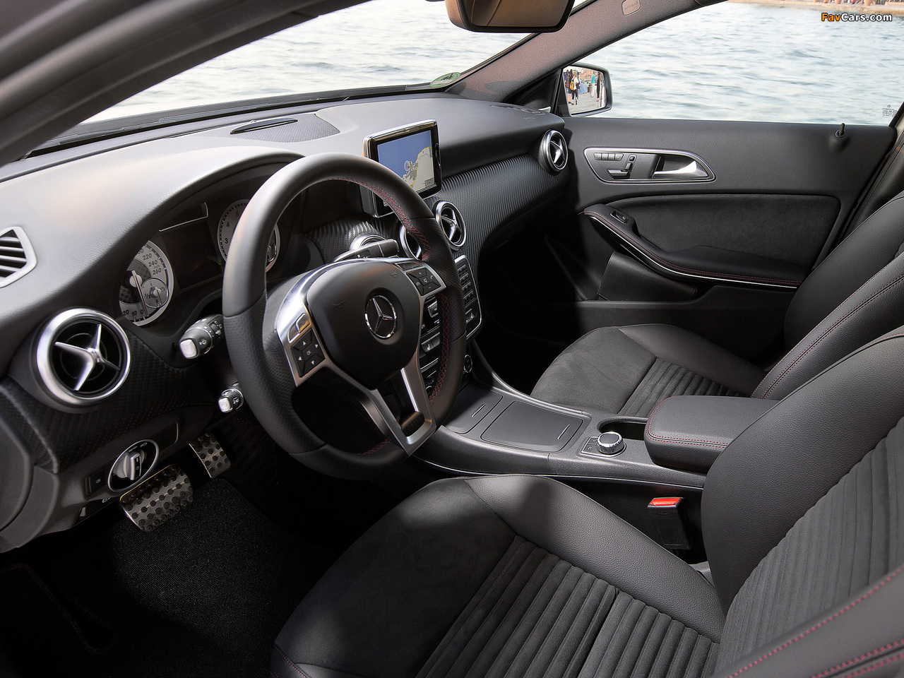 Mercedes-Benz A 200 Style Package (W176) 2012 photos (1280 x 960)
