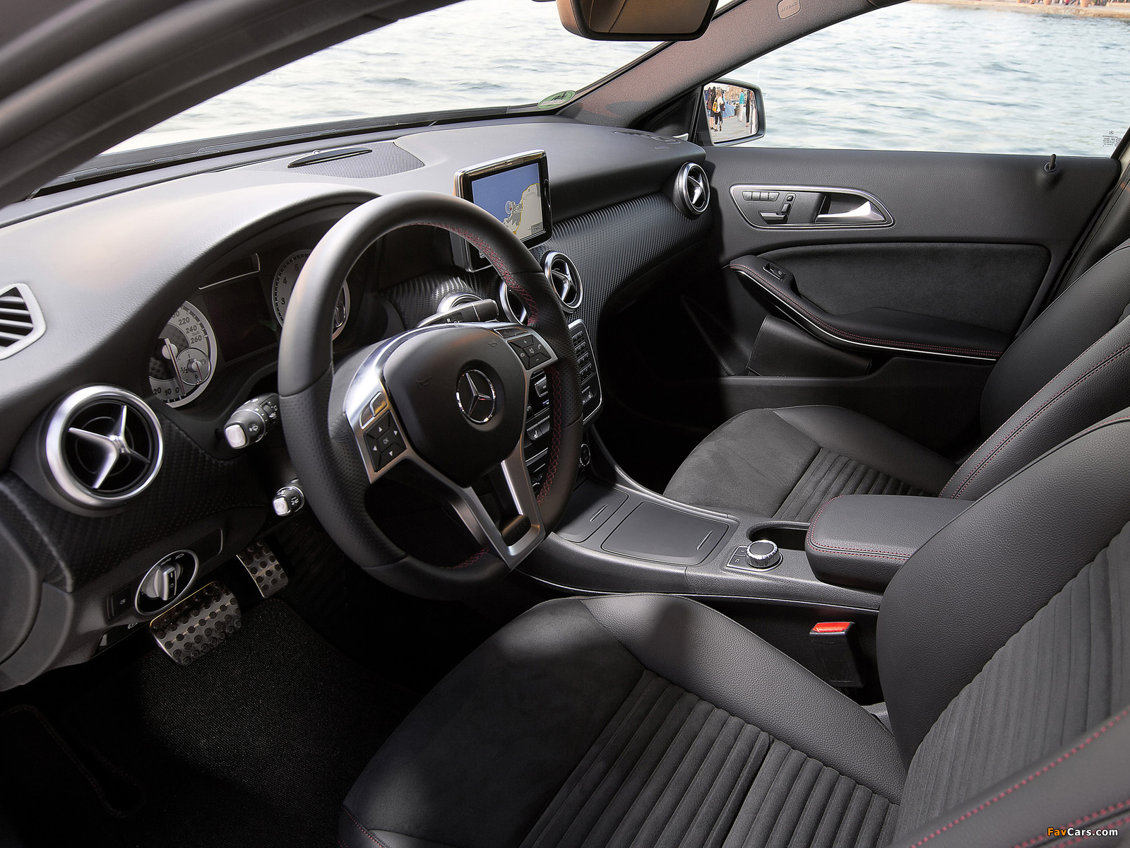 Mercedes-Benz A 200 Style Package (W176) 2012 photos (1600 x 1200)