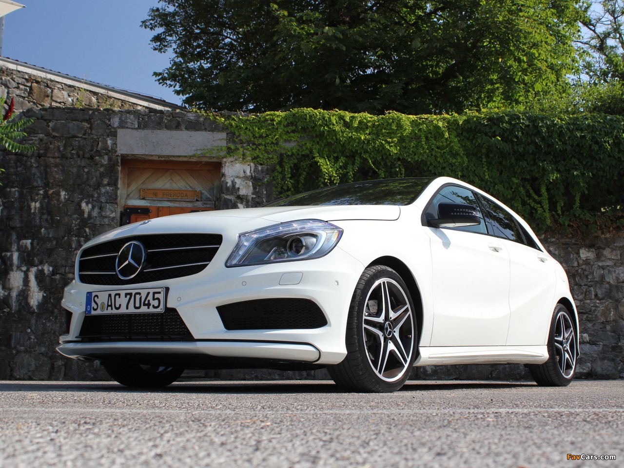 Mercedes-Benz A 200 CDI AMG Sport Package (W176) 2012 photos (1280 x 960)