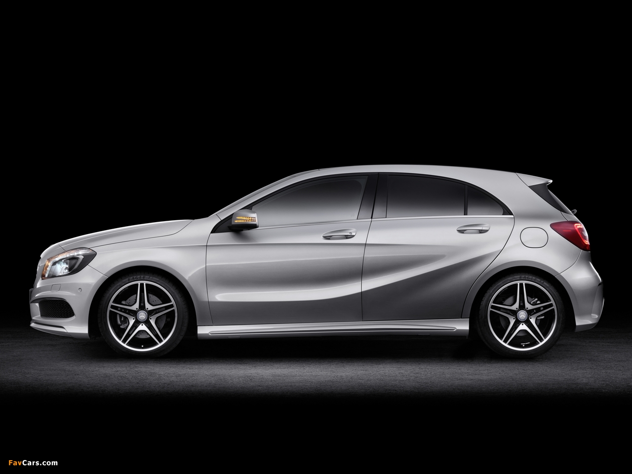 Mercedes-Benz A 250 Style Package (W176) 2012 photos (1280 x 960)