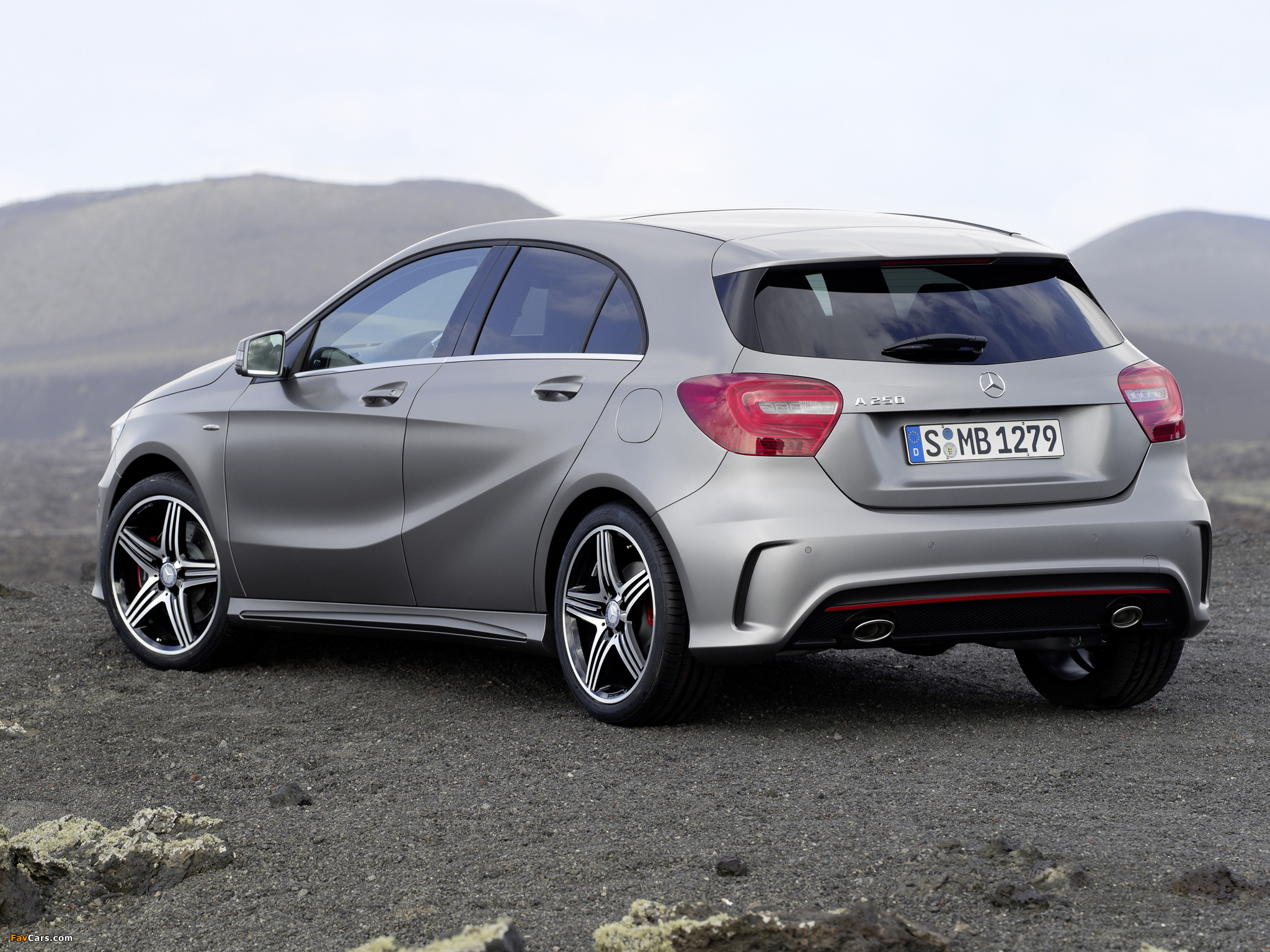 Mercedes-Benz A 250 AMG Sport Package (W176) 2012 pictures (2048 x 1536)