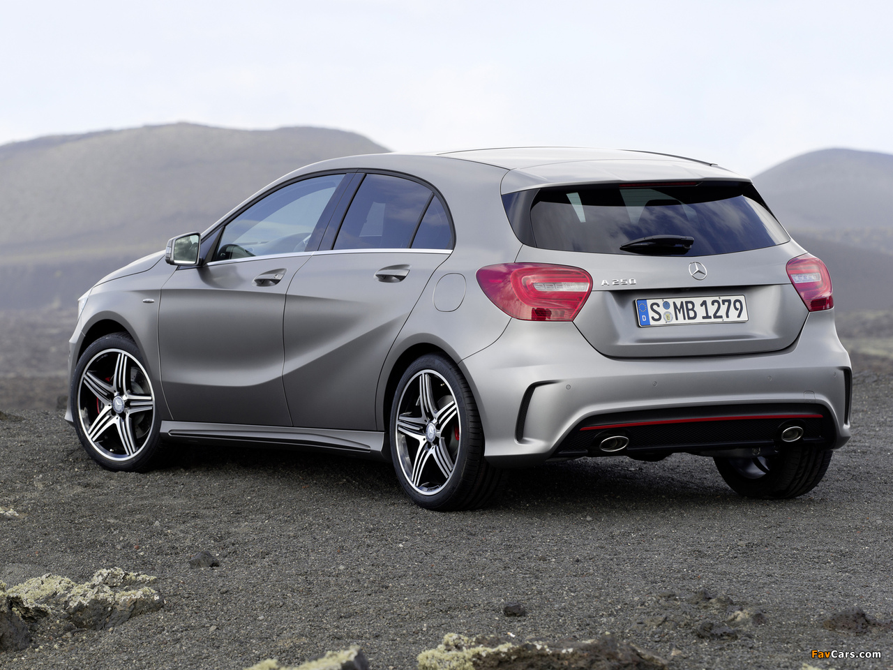 Mercedes-Benz A 250 AMG Sport Package (W176) 2012 pictures (1280 x 960)