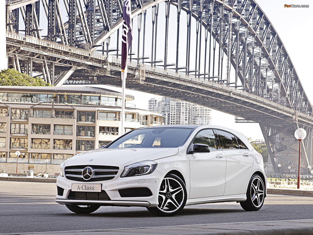 Mercedes-Benz A 200 Style Package AU-spec (W176) 2012 pictures (1280 x 960)