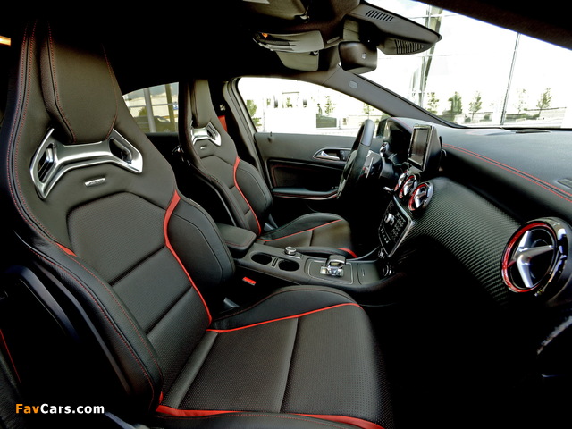 Mercedes-Benz A 45 AMG (W176) 2013 images (640 x 480)