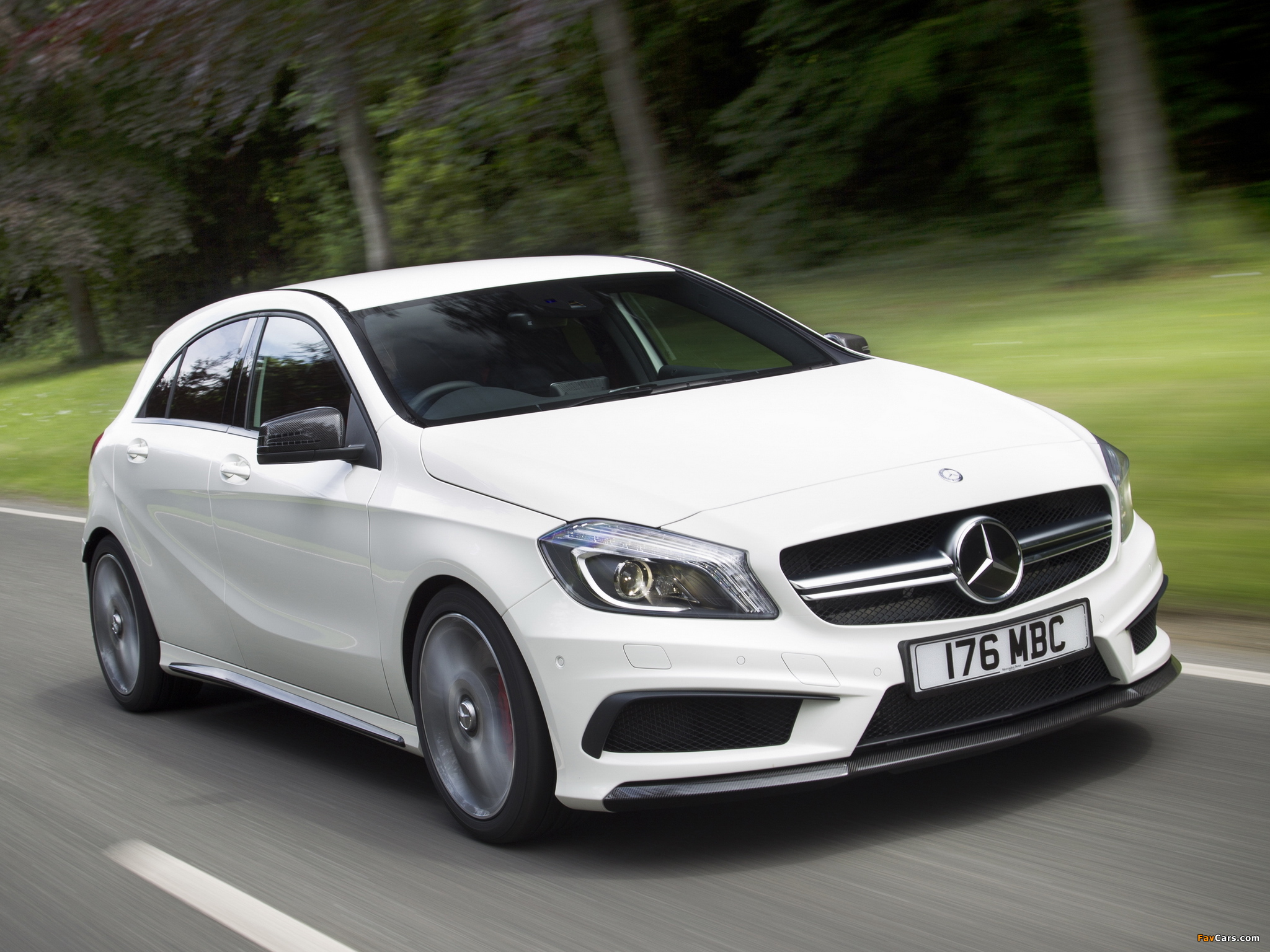 Mercedes-Benz A 45 AMG UK-spec (W176) 2013 images (2048 x 1536)