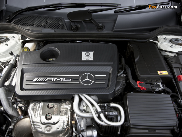 Mercedes-Benz A 45 AMG UK-spec (W176) 2013 photos (640 x 480)