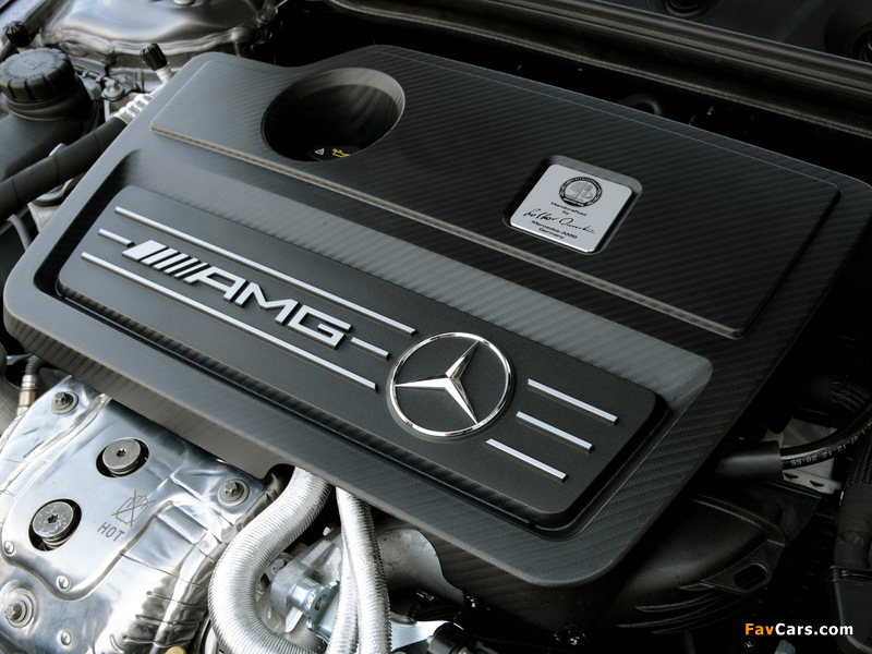 Mercedes-Benz A 45 AMG (W176) 2013 photos (800 x 600)