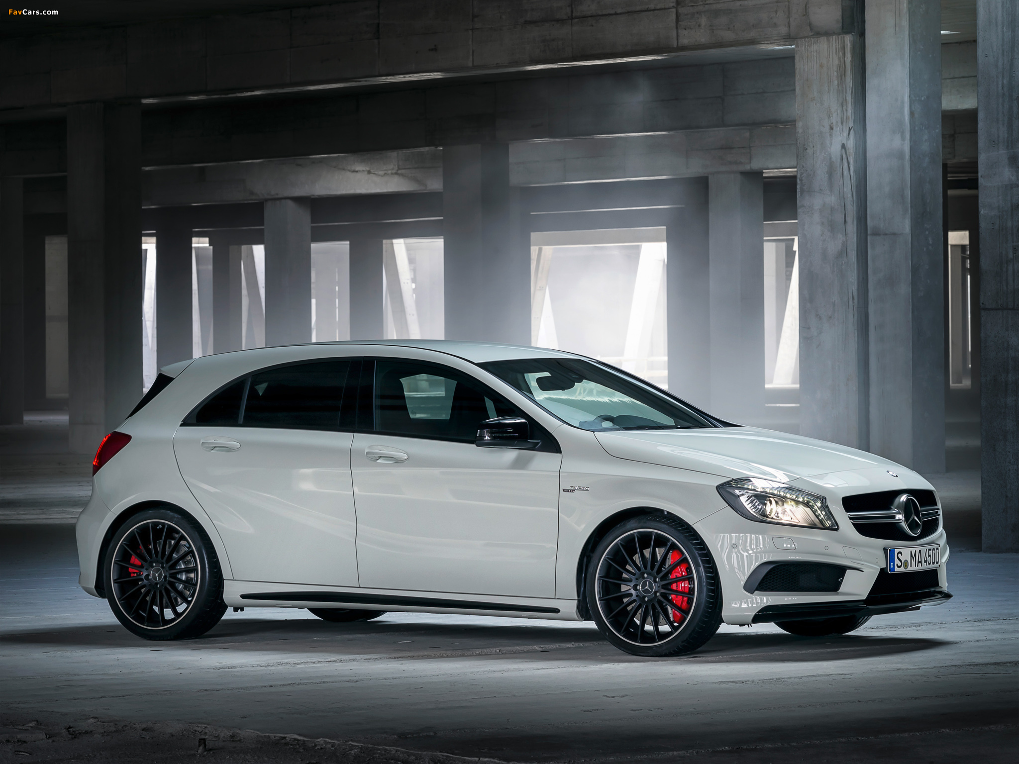 Mercedes-Benz A 45 AMG (W176) 2013 pictures (2048 x 1536)