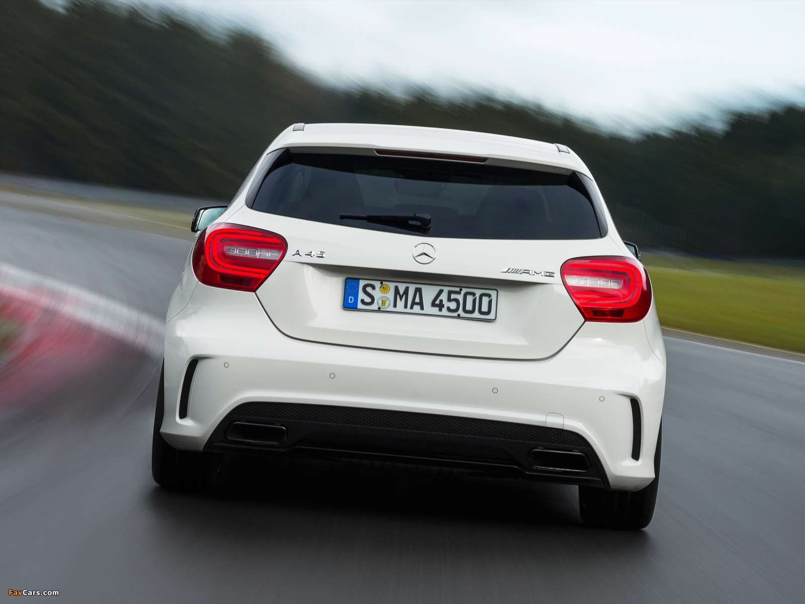 Mercedes-Benz A 45 AMG (W176) 2013 wallpapers (1600 x 1200)
