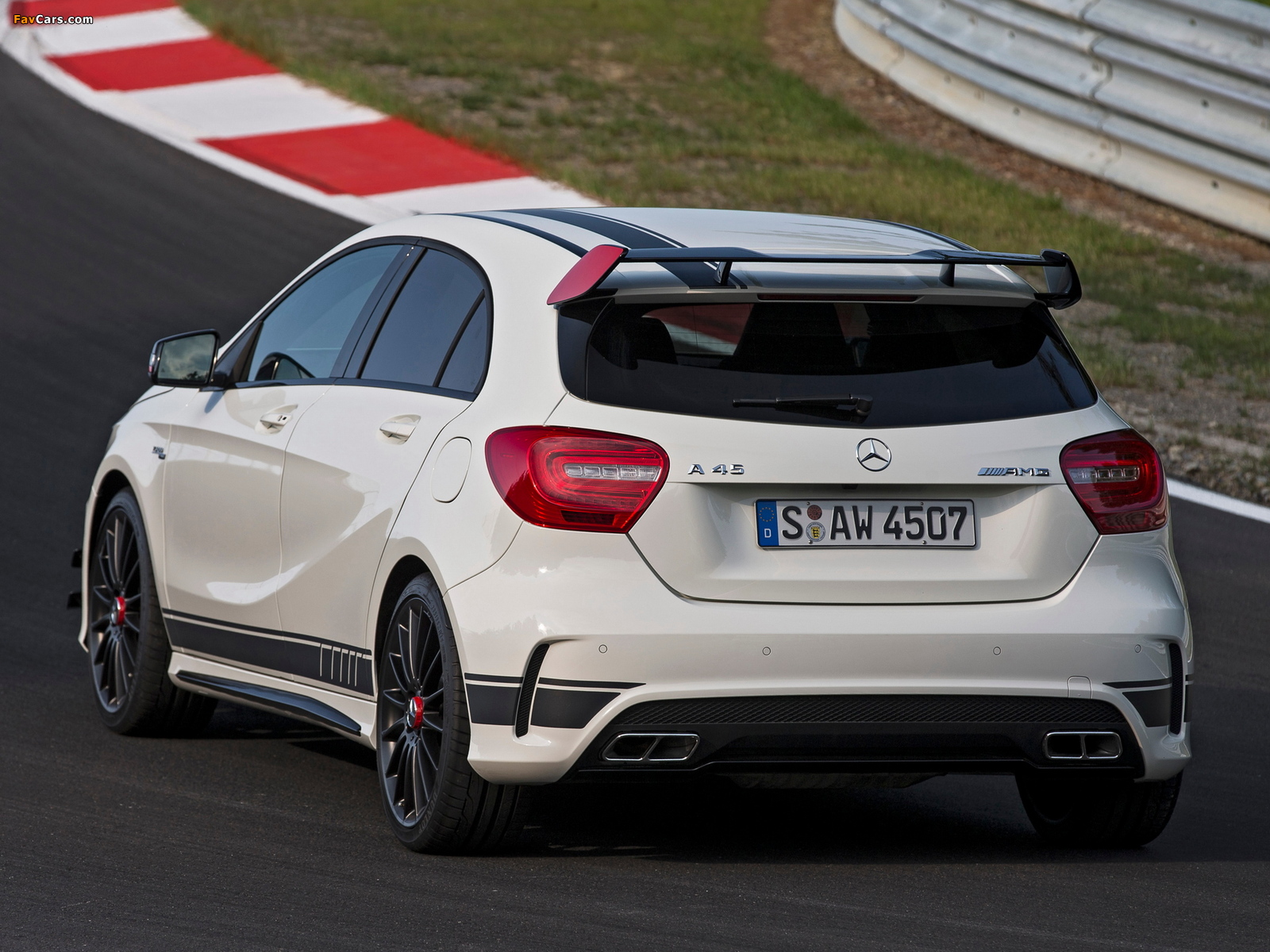 Mercedes-Benz A 45 AMG Edition 1 (W176) 2013 wallpapers (1600 x 1200)