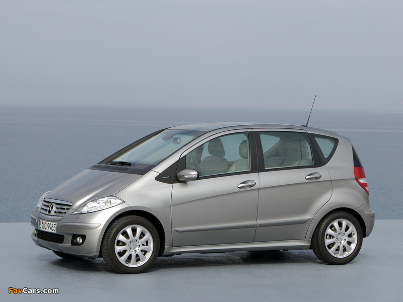 Photos of Mercedes-Benz A 200 5-door (W169) 2004–08 (800 x 600)