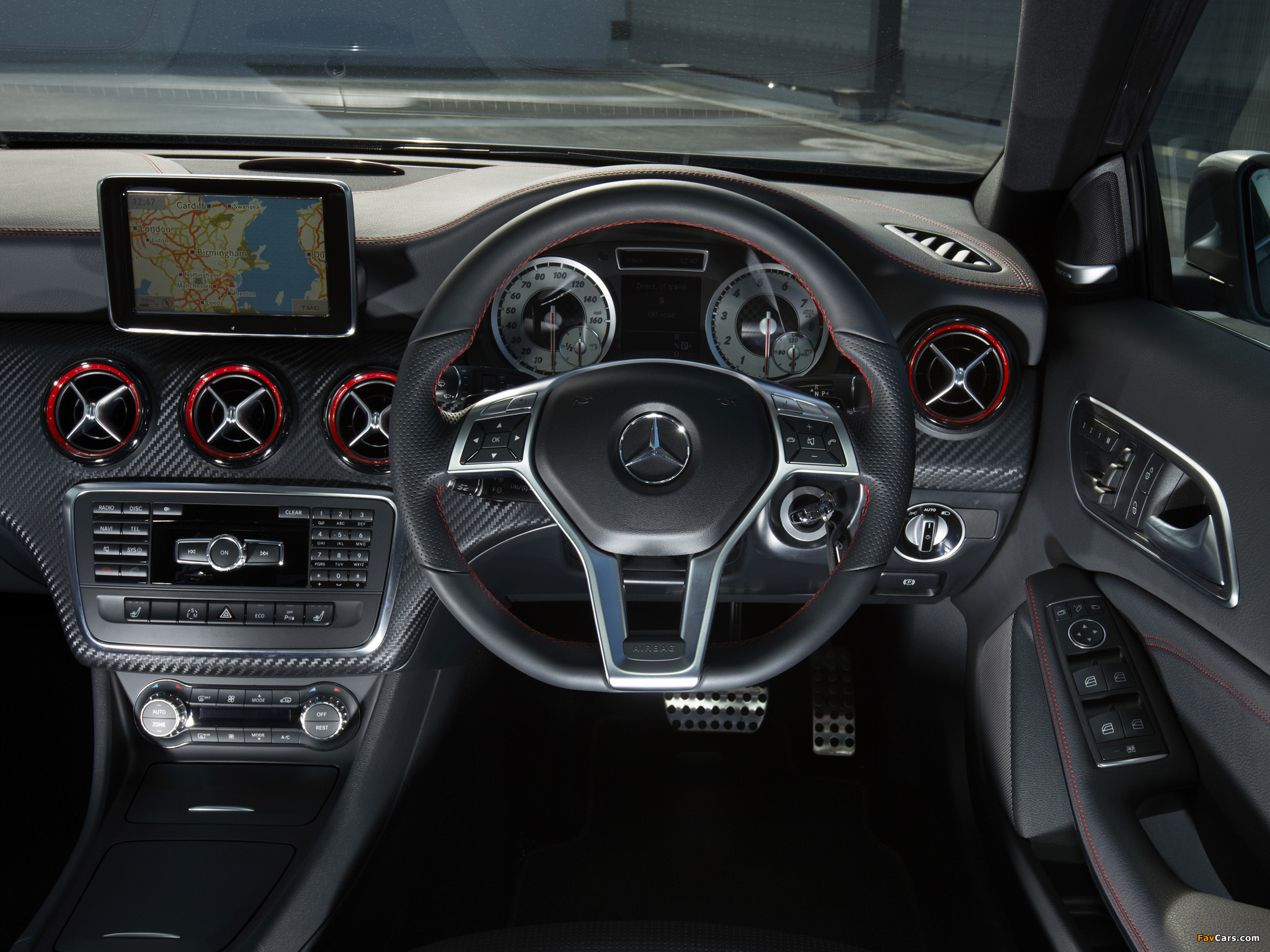 Photos of Mercedes-Benz A 250 AMG Sport Package UK-spec (W176) 2012 (2048 x 1536)