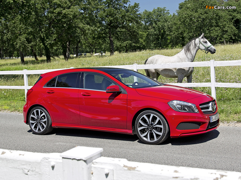 Photos of Mercedes-Benz A 200 CDI Style Package (W176) 2012 (800 x 600)